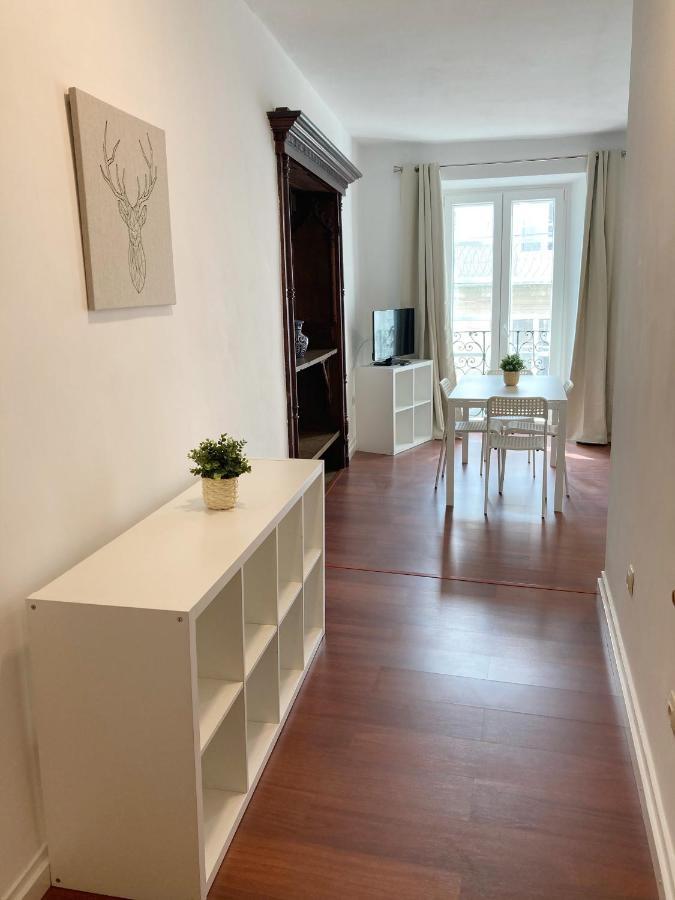 Ferienwohnung Apto. En Plaza De Cervantes Santiago de Compostela Exterior foto