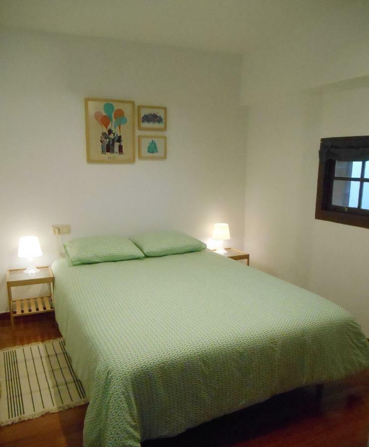 Ferienwohnung Apto. En Plaza De Cervantes Santiago de Compostela Exterior foto