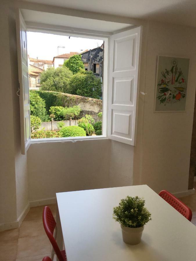Ferienwohnung Apto. En Plaza De Cervantes Santiago de Compostela Exterior foto