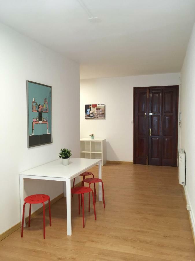 Ferienwohnung Apto. En Plaza De Cervantes Santiago de Compostela Exterior foto